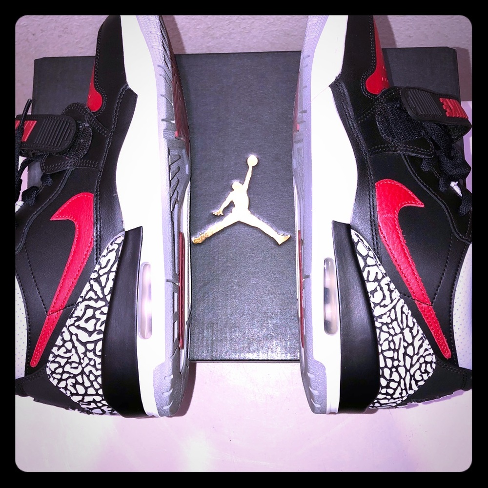 Air Jordan Legacy 312 bread low tops